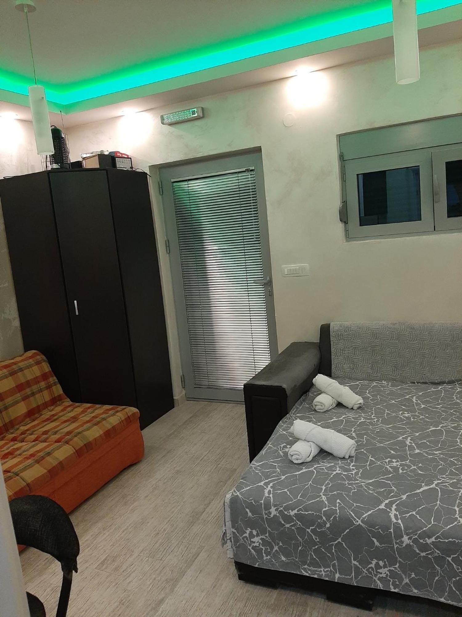 Apartmani Cukic Rafailovici Μπούντβα Δωμάτιο φωτογραφία